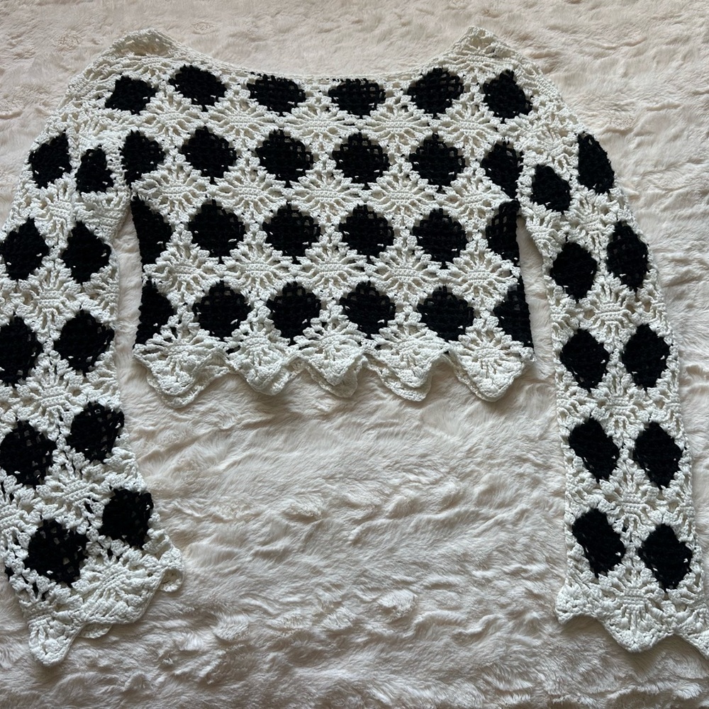 Miss Sixty Black and White Crochet Diamond shape Sweater Size M/L - Picture 2 of 16